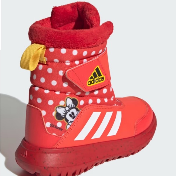 ⛄️ NWT. Adidas Winter Play X Disney Boots. Kids size 2. - Picture 2 of 9